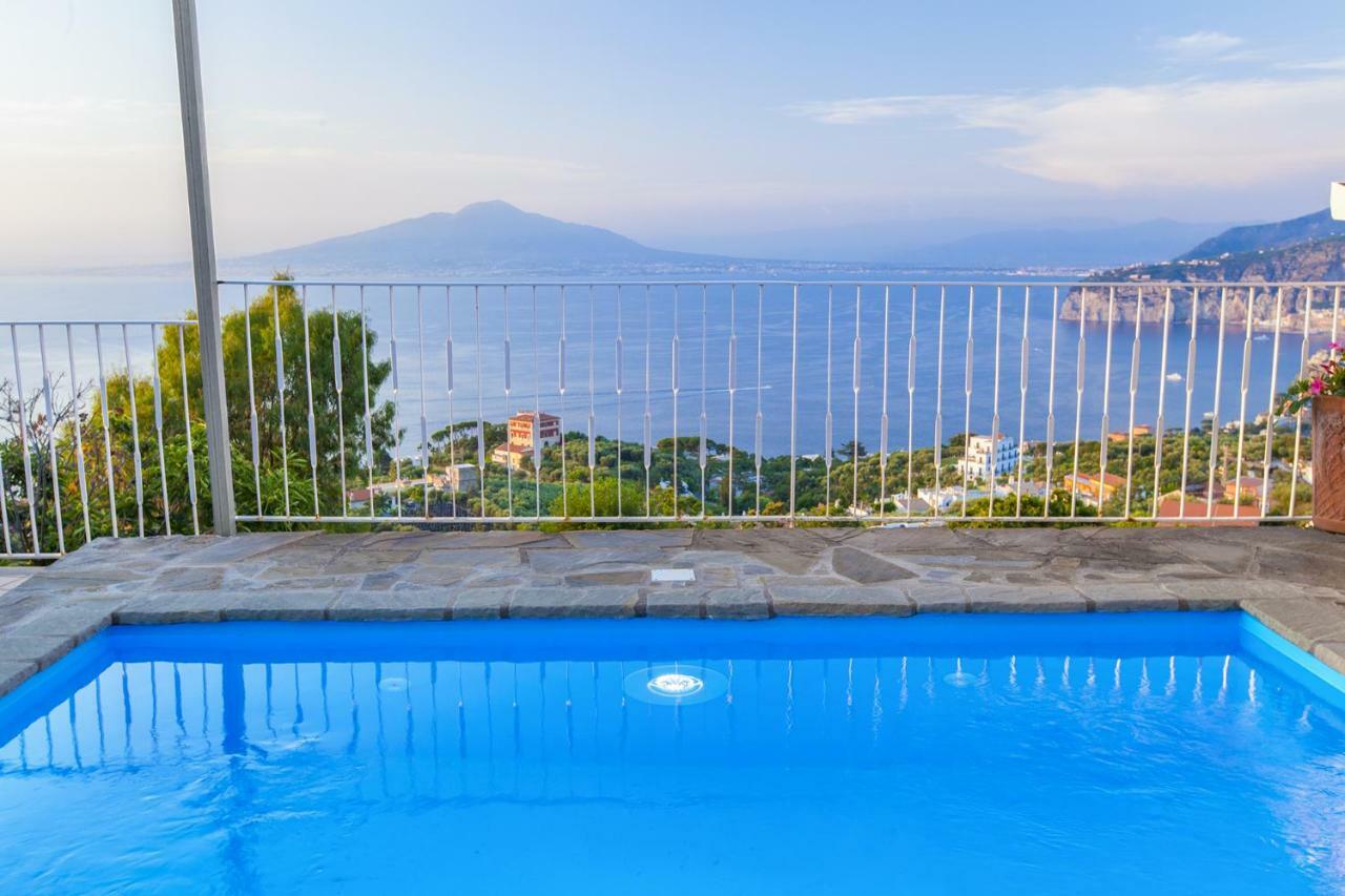 Amore Rentals - Casa Augusta A Sorrento Exterior foto