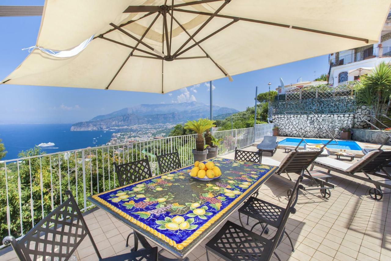 Amore Rentals - Casa Augusta A Sorrento Exterior foto